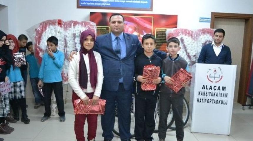 Ala&ccedil;am İmam Hatip Ortaokulu&rsquo;nda &Ouml;d&uuml;l T&ouml;reni