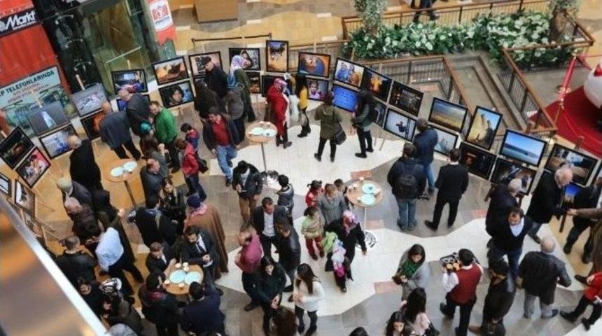 Piazza&rsquo;da Şanlıurfa Fotoğrafları Sergisi B&uuml;y&uuml;k Beğeni Topladı