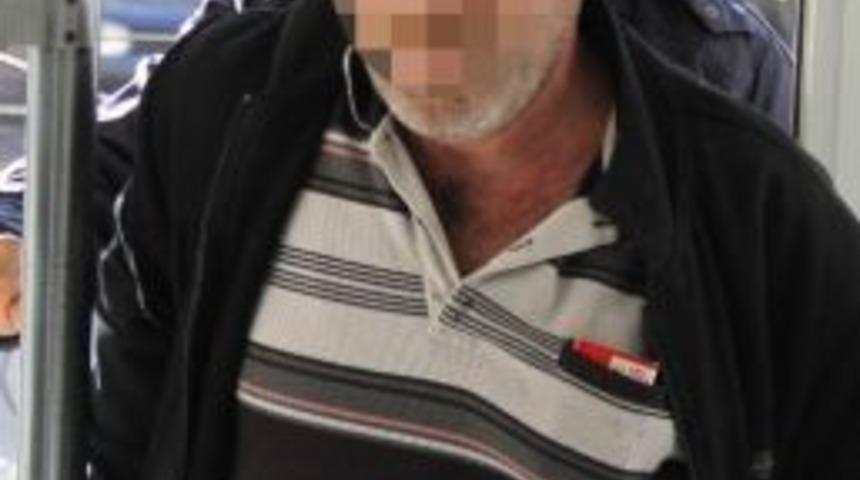 Marketten Bal Ve Salça Çalan Şahıs Serbest