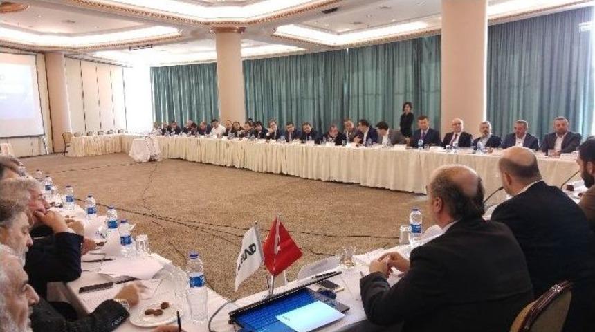 M&uuml;siad D&uuml;zce Şubesi Genel Kurula Tam Kadro Katıldı