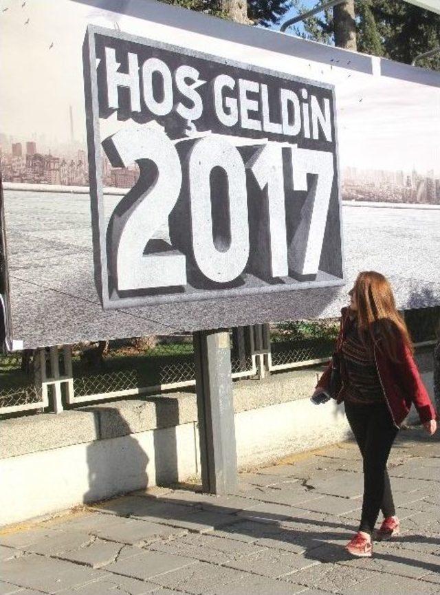 Adana 2016’yı Görmeden 2017’ye Giriyor