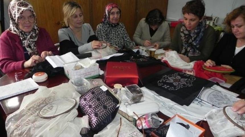 Balıkesir&rsquo;de Tel Kırma Kursunda 21 Mezun