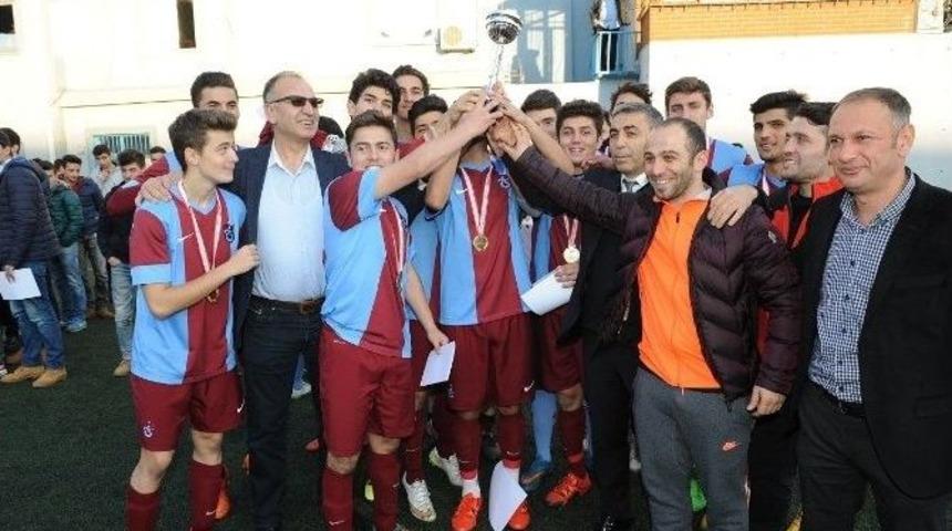 Futbol Gen&ccedil; Erkekler İl Birinciliği M&uuml;sabakaları Sona Erdi