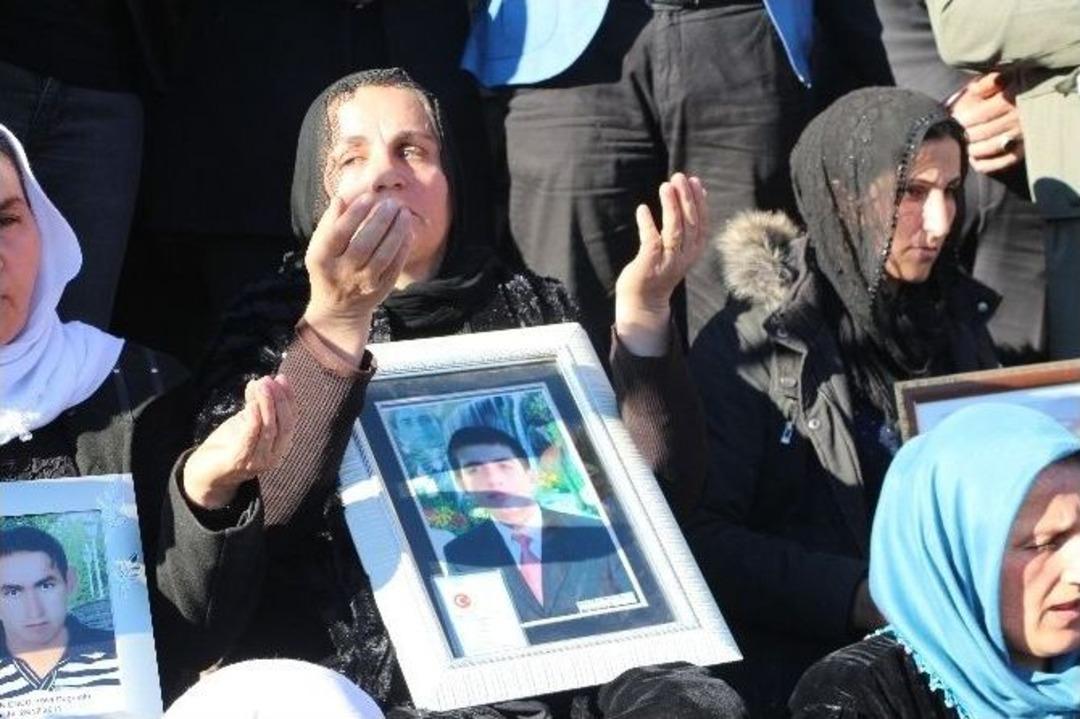 Uludere Saldırısında &Ouml;lenler Mezarları Başında Anıldı