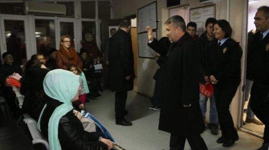 İl Emniyet M&uuml;d&uuml;r&uuml; Şahin&rsquo;den, Trafik Tescil Şube M&uuml;d&uuml;rl&uuml;ğ&uuml; Personeline Teşekk&uuml;r Ziyareti