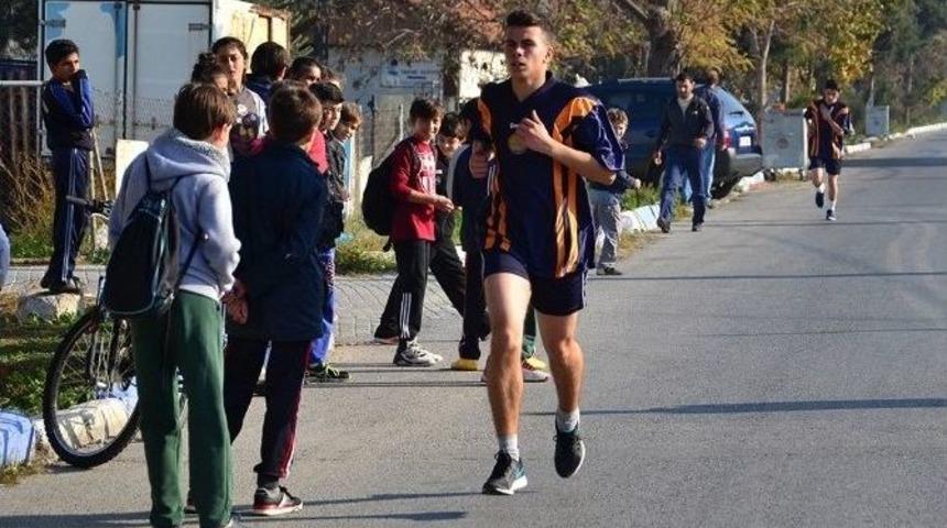 Fo&ccedil;a&rsquo;da Atat&uuml;rk Koşusu