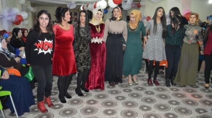 Van&rsquo;da &lsquo;yılın Anneleri&rsquo; Se&ccedil;ildi