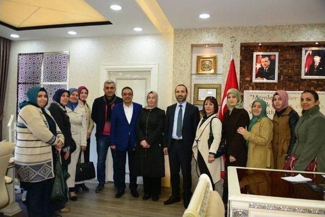 Kadın Kollarından Bayırbucak Türkmenlerine Nakdi Yardım 1