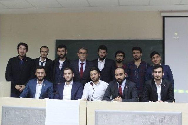 Kocaeli Üniversitesi’nde Mehmet Akif Ersoy Anıldı