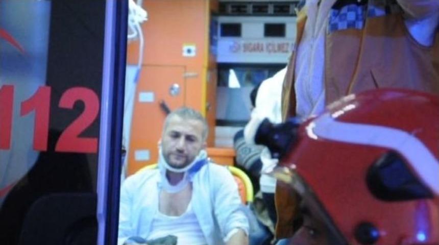 Otomobiller Kafa Kafaya &Ccedil;arpıştı: 2 Yaralı