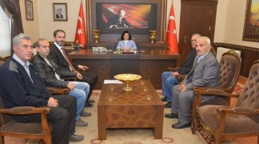 Vali Civelek, Armağan K&ouml;y&uuml; Heyetini Kabul Etti