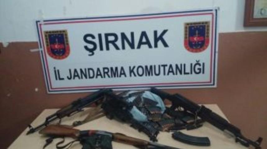 Şırnak&rsquo;ta 3 Kalaşnikof Ve &Ccedil;ok Sayıda M&uuml;himmat Ele Ge&ccedil;irildi