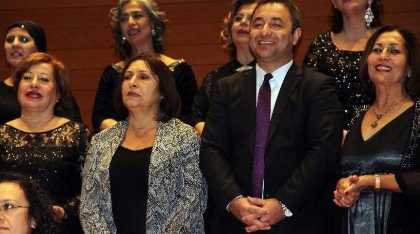 &ldquo;notalar Şiddete Karşı&rdquo; Sahnede