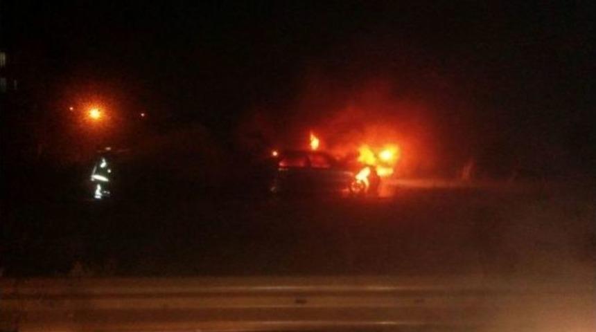 Seyir Halindeki Lpg&rsquo;li Otomobil Alev Aldı