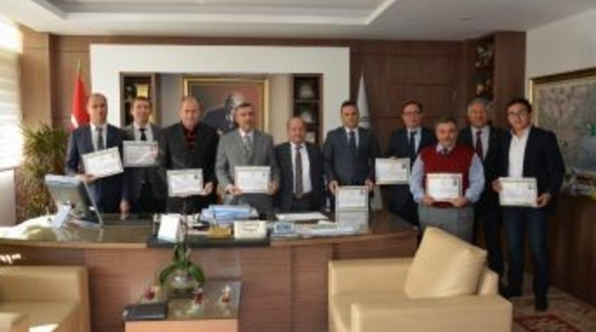 Antalya Valisi T&uuml;rker&rsquo;den, Dsi&rsquo;ye Başarı Belgesi