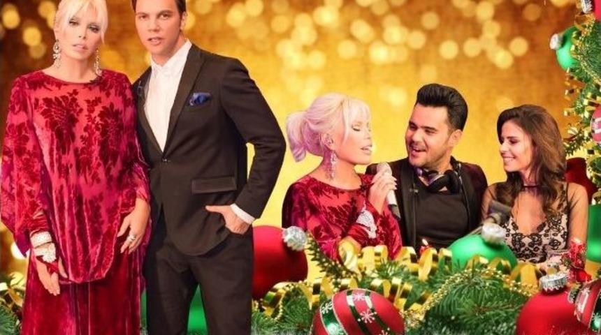 Ajda Pekkan&rsquo;dan Yılbaşı Mesajı: "aşk &Ouml;ld&uuml;rmez, Yaşatır"