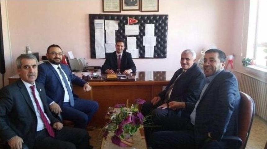 Kızılay’dan Kıyafet Yardımı