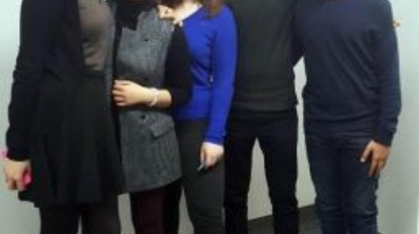 &Ouml;zel Sanko Okulları M&uuml;nazara Takımı İkinci Turda