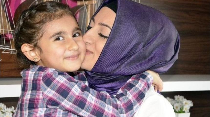 Kızı İ&ccedil;in 50 Kilo Verdi