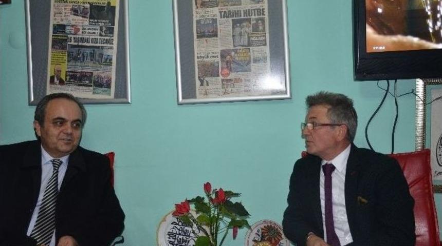 G&ouml;rev S&uuml;resi Dolan Rekt&ouml;r &Ouml;zcan&rsquo;dan İha&rsquo;ya Veda Ziyareti