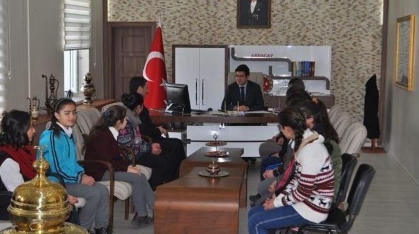 Arpa&ccedil;ay 3 Kasım Yıldız Kızlar Voleybol İl Birincisi