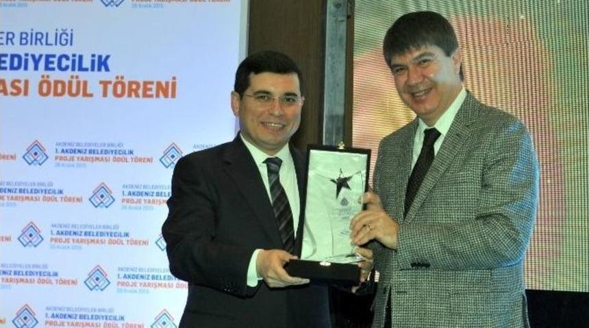 Kepez Belediyesine Mimar Sinan &Ouml;d&uuml;l&uuml;