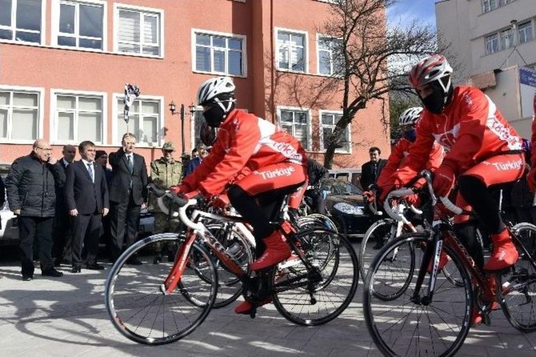 7.sarıkamış Şehitlerini Anma Bisiklet Turu G&uuml;m&uuml;şhane&rsquo;de