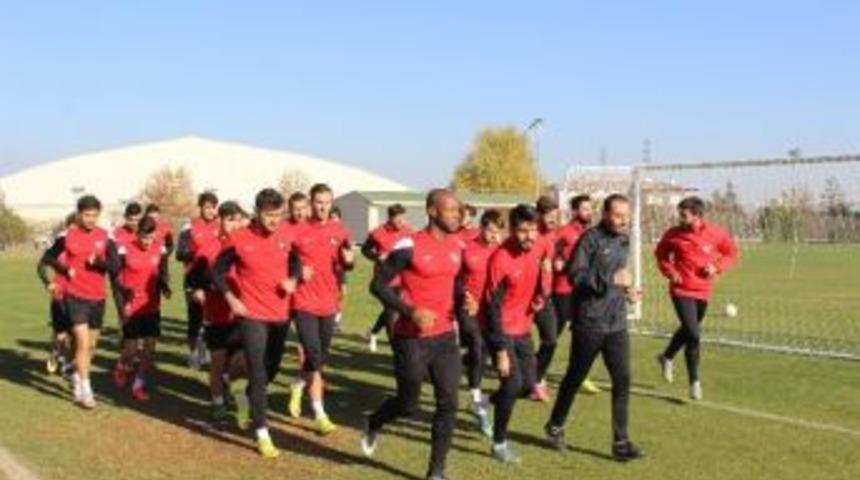 Denizlispor Geleceğe Umutlu Bakıyor