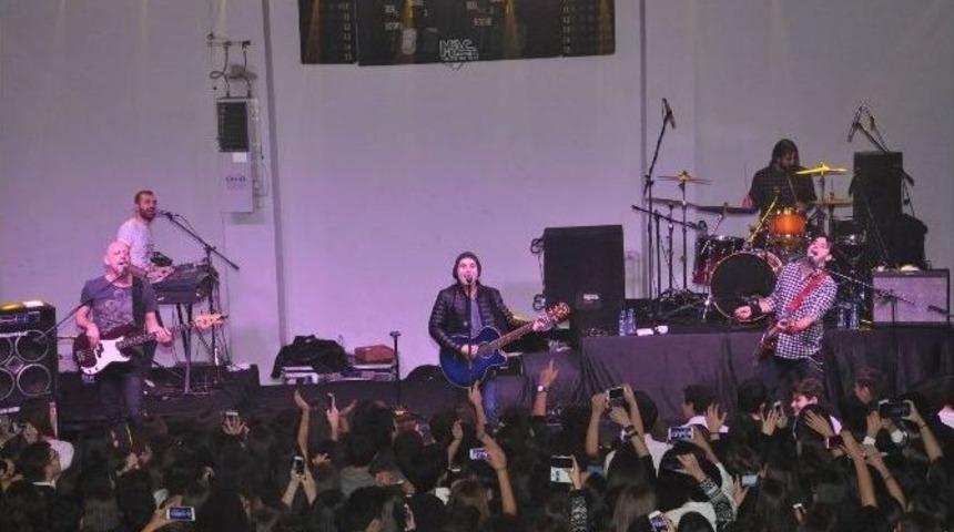 İtk&rsquo;lı Gen&ccedil;ler 2016&rsquo;yı Y&uuml;ksek Sadakat İle Karşıladı