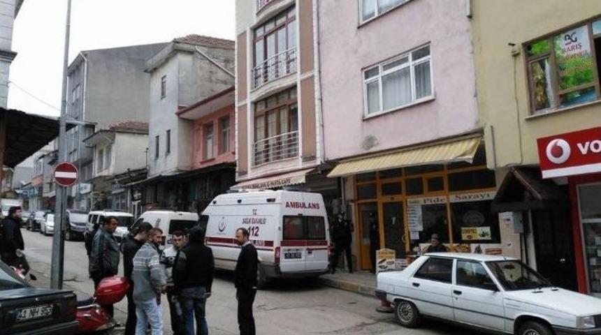 &Uuml;niversite &Ouml;ğrencisi Gen&ccedil; Evinde &Ouml;l&uuml; Bulundu