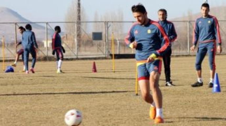 Alima Yeni Malatyaspor’un Genç Oyuncuları Sandıklıspor’a Kiralandı