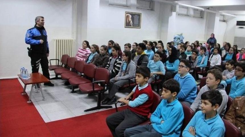 &Ouml;ğrencilere Şiddet Ve &Ouml;fke Kontrol&uuml; Sunumu