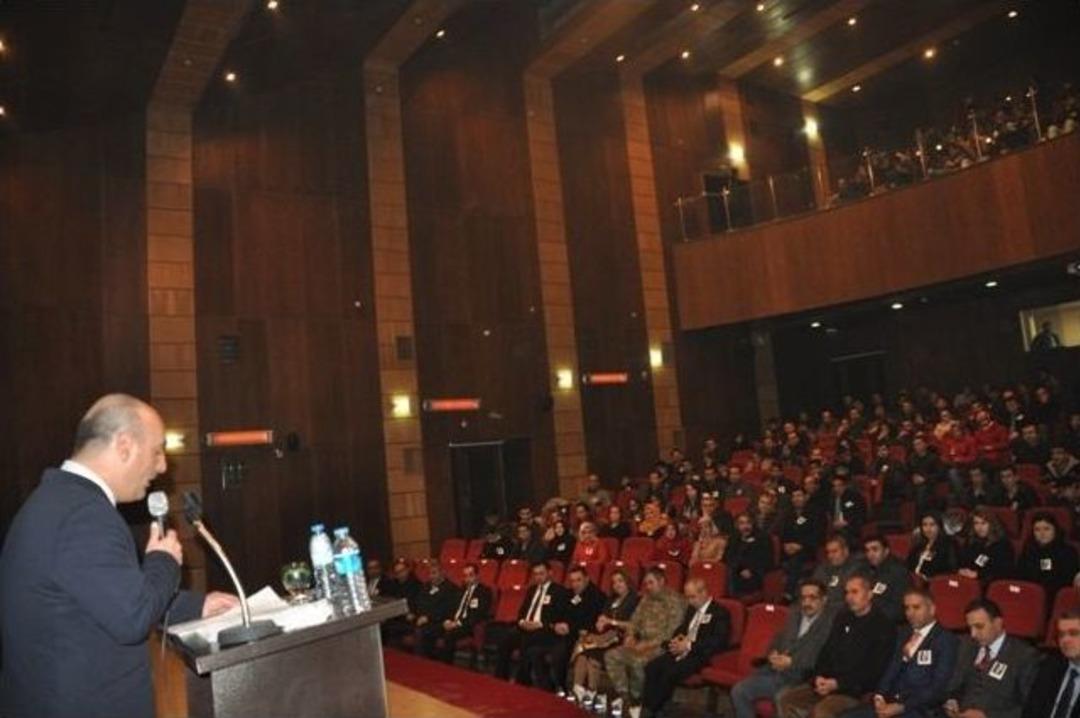 Iğdır&rsquo;da Mehmet Akif Ersoy&rsquo;u Anma Etkinliği