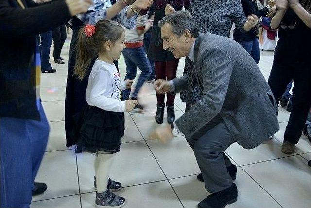 Tepebaşı Belediyesi’nde Geleneksel Yeni Yıl Eğlencesi