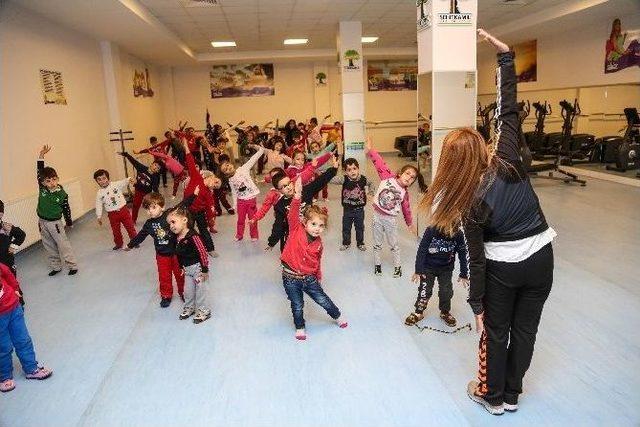 Minikler Şehitkamil’de Spor Yapıyor