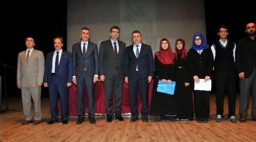 Akşehir&rsquo;de Vefatının 79. Yılında Mehmet Akif Ersoy Paneli