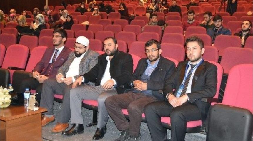 Er&uuml; Gen&ccedil; Ortam Kul&uuml;b&uuml;nden &lsquo;y&uuml;reklerin Fethi&rsquo; Konulu Program