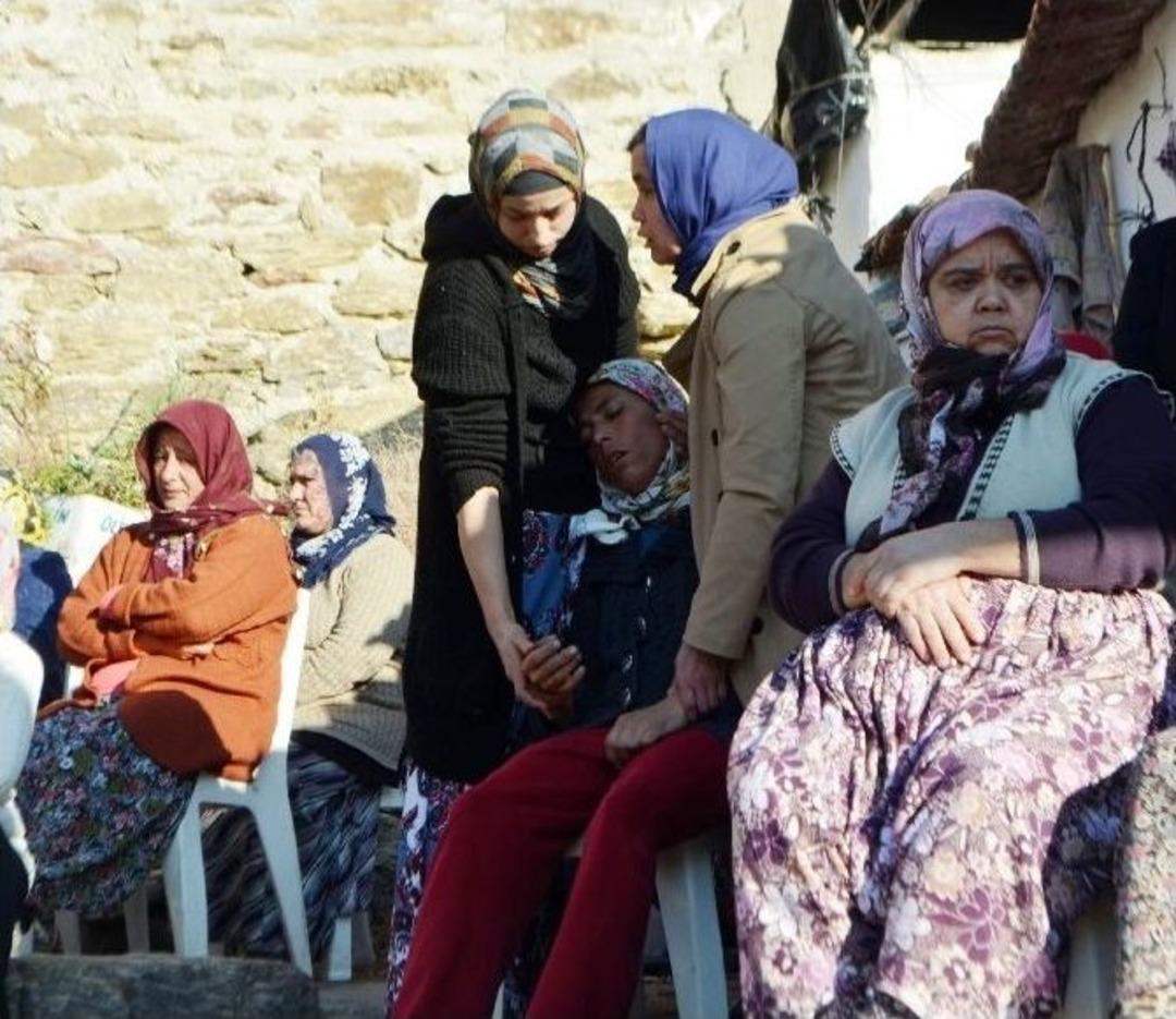 S&ouml;ke&rsquo;de &Ouml;len İki Kardeş Toprağa Verildi