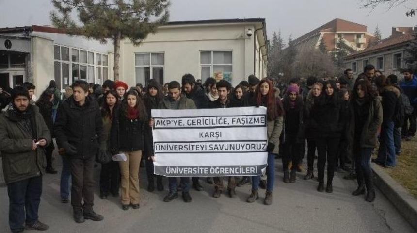 Anadolu &Uuml;niversitesi &Ouml;ğrencilerinden Odt&uuml; Olayına Tepki