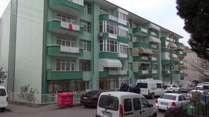 Telefonla İntihar Edeceğini S&ouml;yledi, Doğalgaz Borusuna Kendini Astı