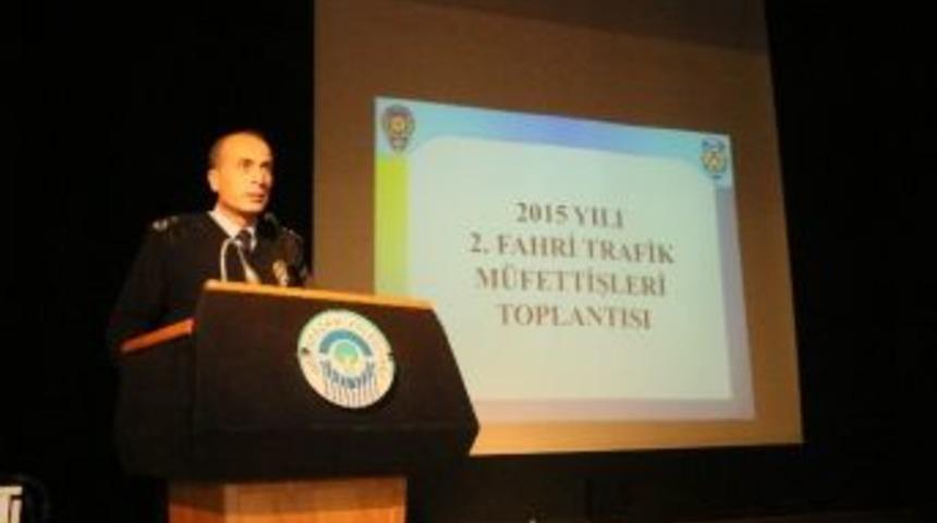 Emniyet Kemeri Takmayan S&uuml;r&uuml;c&uuml;ler Fahri Trafik M&uuml;fettişlerin Hedefinde