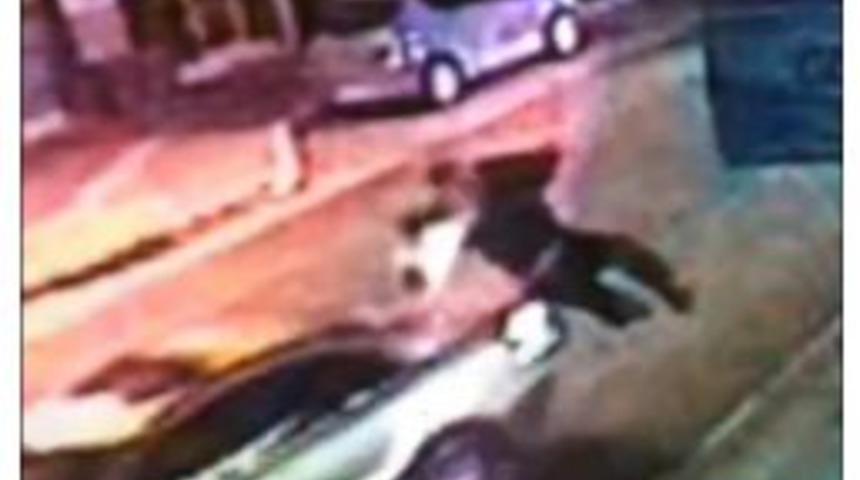 Yaşlı Adama &Ccedil;arpıp Ka&ccedil;an S&uuml;r&uuml;c&uuml; Karakoldan Da Ka&ccedil;mış