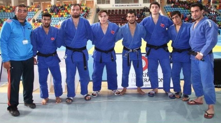 Sel&ccedil;uklu Belediyesi Judoda S&uuml;per Ligde Yola Devam