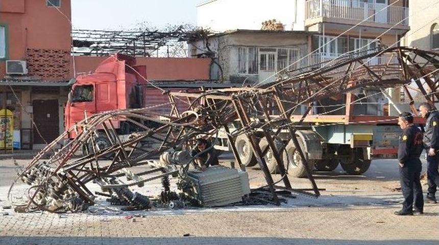 Tır, Trafo Direğine &Ccedil;arptı