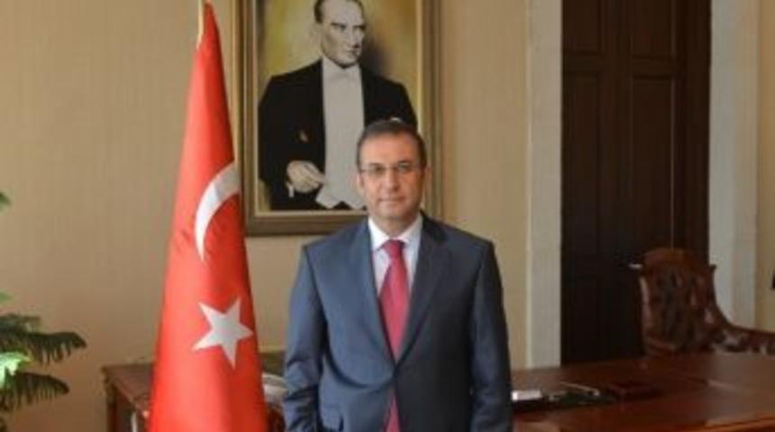 Vali T&uuml;rker&rsquo;den Yeni Yıl Mesajı