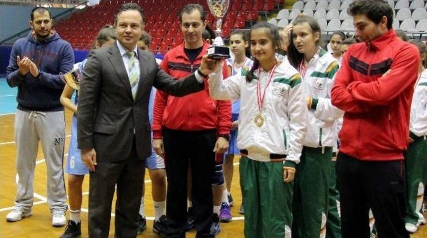 Basketbol Yıldız Kızlar İl M&uuml;sabakaları Sona Erdi