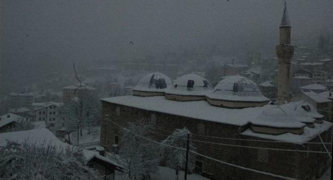 Kastamonu&rsquo;da Lapa Lapa Kar Yağdı