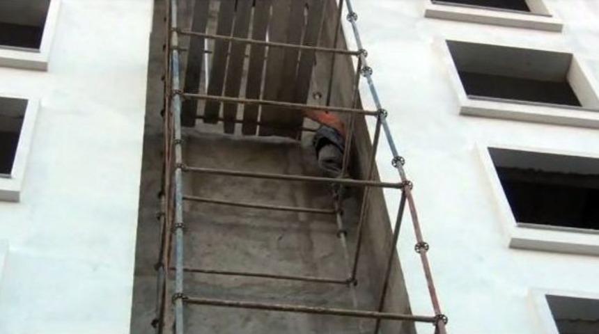 İş&ccedil;ilerin Tehlikeli Mesaisi