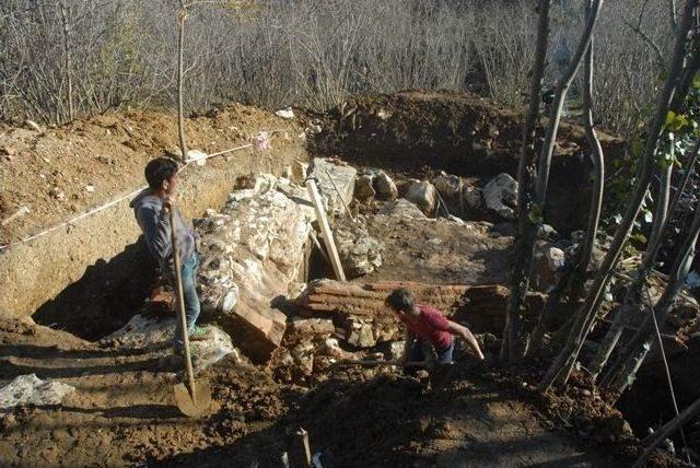 Akçakoca’da Cenevizliler Dönemine Ait Tarihi Eserler Bulundu