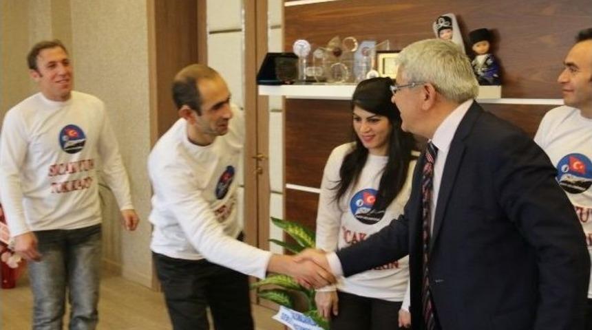 Kars Belediyesi&rsquo;nden &ldquo;sıcak Yuva Tok Karın&rdquo; Projesi